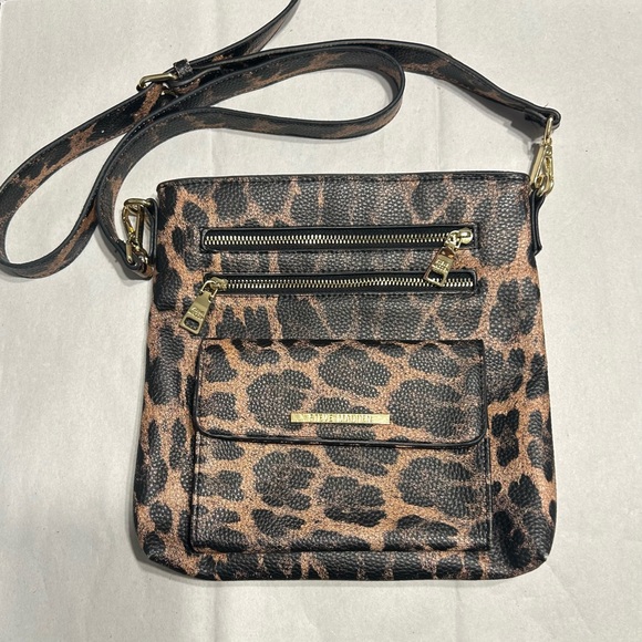 Steve Madden Leopard Print Crossbody Bag - Picture 1 of 4